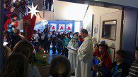 Haussegnung zum Start ins neue Jahr Mit Gottes Segen und den Heiligen Drei Königen starteten die Schüler ins neue Jahr.