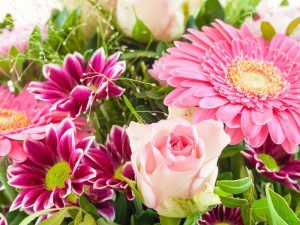 Bunte Sommer Blumen im Bouquet im Detail